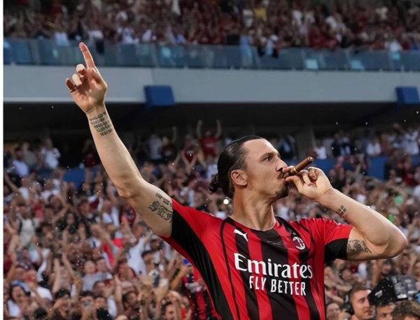 云开Kaiyun中国登录入口 伊布晒冠军数：15赛季豪取13座联赛桂冠